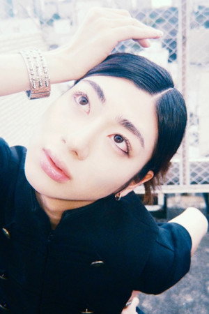 望月春希 profil kép