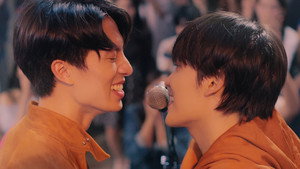 ขอฟังอีกครั้งเพลงรักของเธอ kép