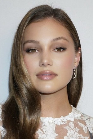 Olivia Holt profil kép