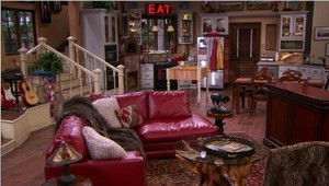 Hannah Montana 4. évad Ep.1 Édes otthon, Hannah Montana módra
