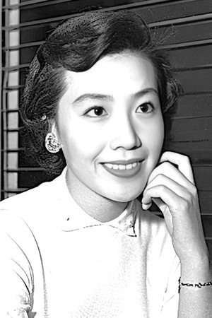 朝丘雪路 profil kép