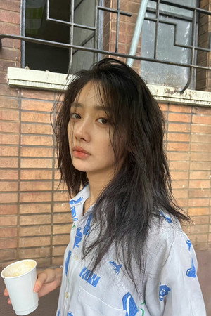王影璐 profil kép