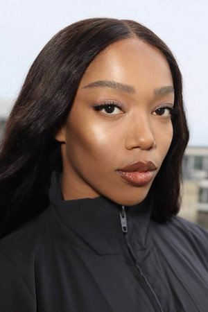 Naomi Ackie profil kép