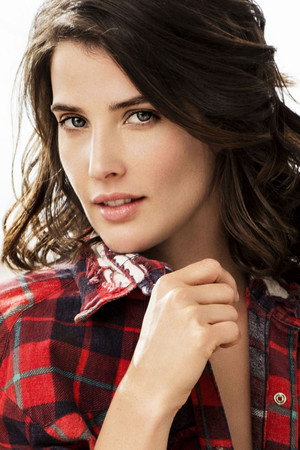 Cobie Smulders profil kép