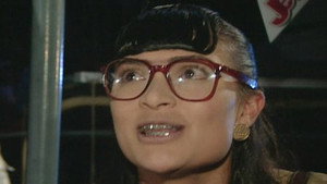 Betty, a csúnya lány 1. évad Ep.241 241. epizód