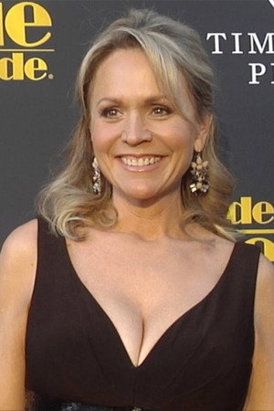 Barbara Alyn Woods profil kép