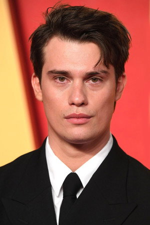 Nicholas Galitzine profil kép