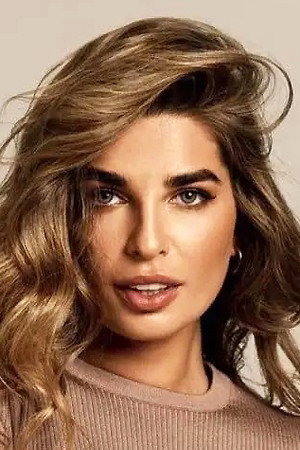 Estefania Bernal profil kép