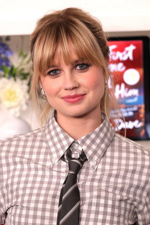 Angourie Rice profil kép