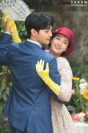 달리와 감자탕 poszter