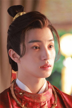 张翅 profil kép