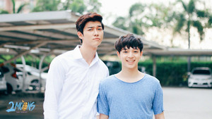 เดือนเกี้ยวเดือน kép