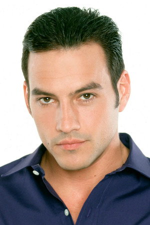 Tyler Christopher profil kép