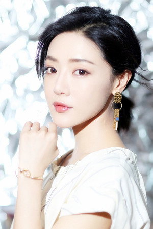 邓家佳 profil kép