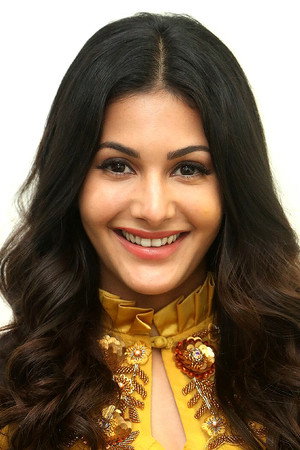 Amyra Dastur profil kép