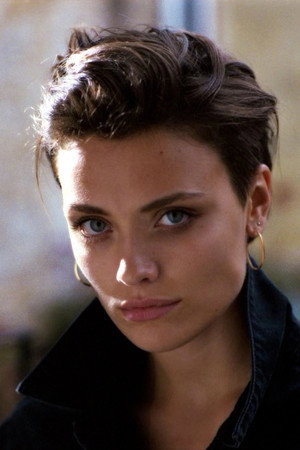 Wallis Day profil kép