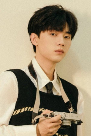 周翊然 profil kép