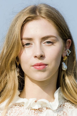 Hermione Corfield profil kép