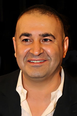 Şafak Sezer profil kép