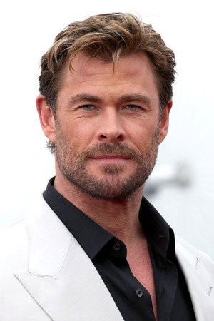 Chris Hemsworth profil kép