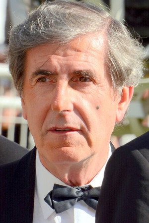 Bernard Ménez profil kép