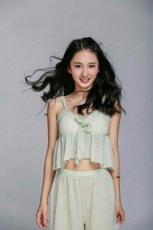 谭盐盐 profil kép