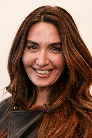 Ayşe Tolga profil kép