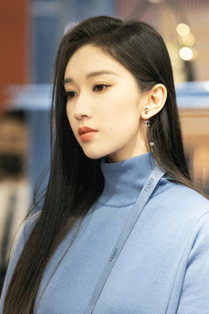 刘令姿 profil kép