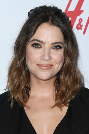 Ashley Benson profil kép
