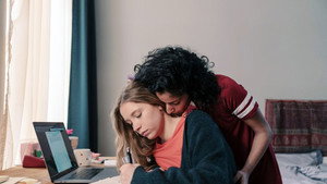 Loving Her 1. évad Ep.1 1. epizód