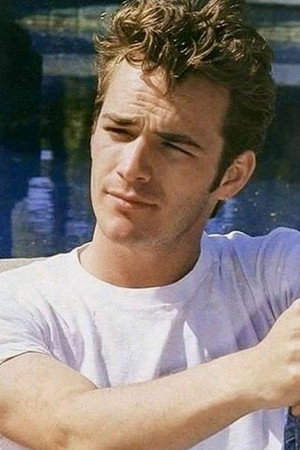 Luke Perry profil kép
