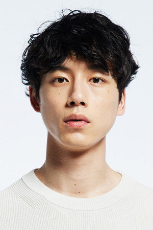 坂口健太郎 profil kép