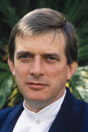Mike Newell profil kép