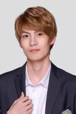 于航 profil kép