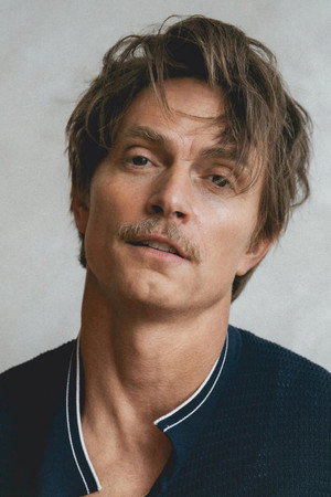 Wilson Bethel profil kép