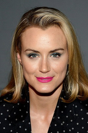 Taylor Schilling profil kép