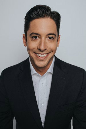Michael Knowles profil kép