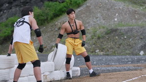여왕벌 게임 1. évad Ep.3 3. epizód