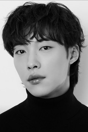 우도환 profil kép