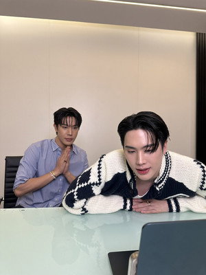 จาฤกรติชา poszter