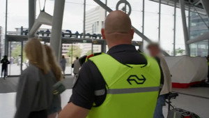 Meldkamer Utrecht Centraal 1. évad Ep.6 6. epizód