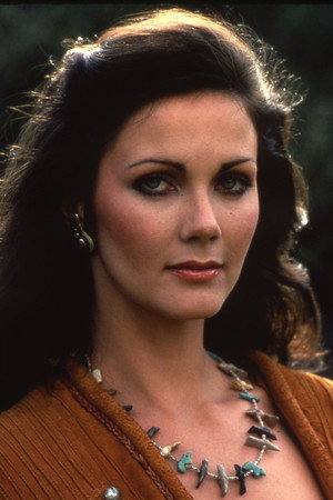 Lynda Carter profil kép