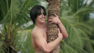 ที่สามของเธอ kép