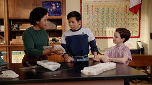 Az ifjú Sheldon 1. évad Ep.15 A dolomit, az alma és a rejtélyes nő