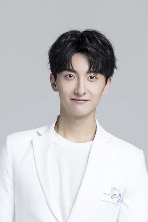 牛駿峰 profil kép