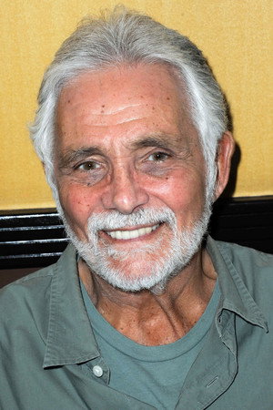 David Hedison profil kép