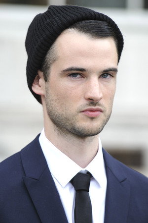 Tom Sturridge profil kép