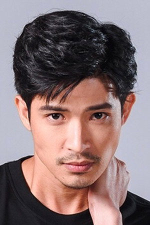 ยุทธนา เปื้องกลาง