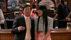 Sullivan & Son 3. évad Ep.1 1. epizód