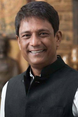 Adil Hussain profil kép